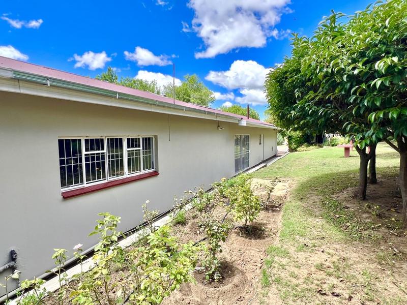 4 Bedroom Property for Sale in Lindley Free State